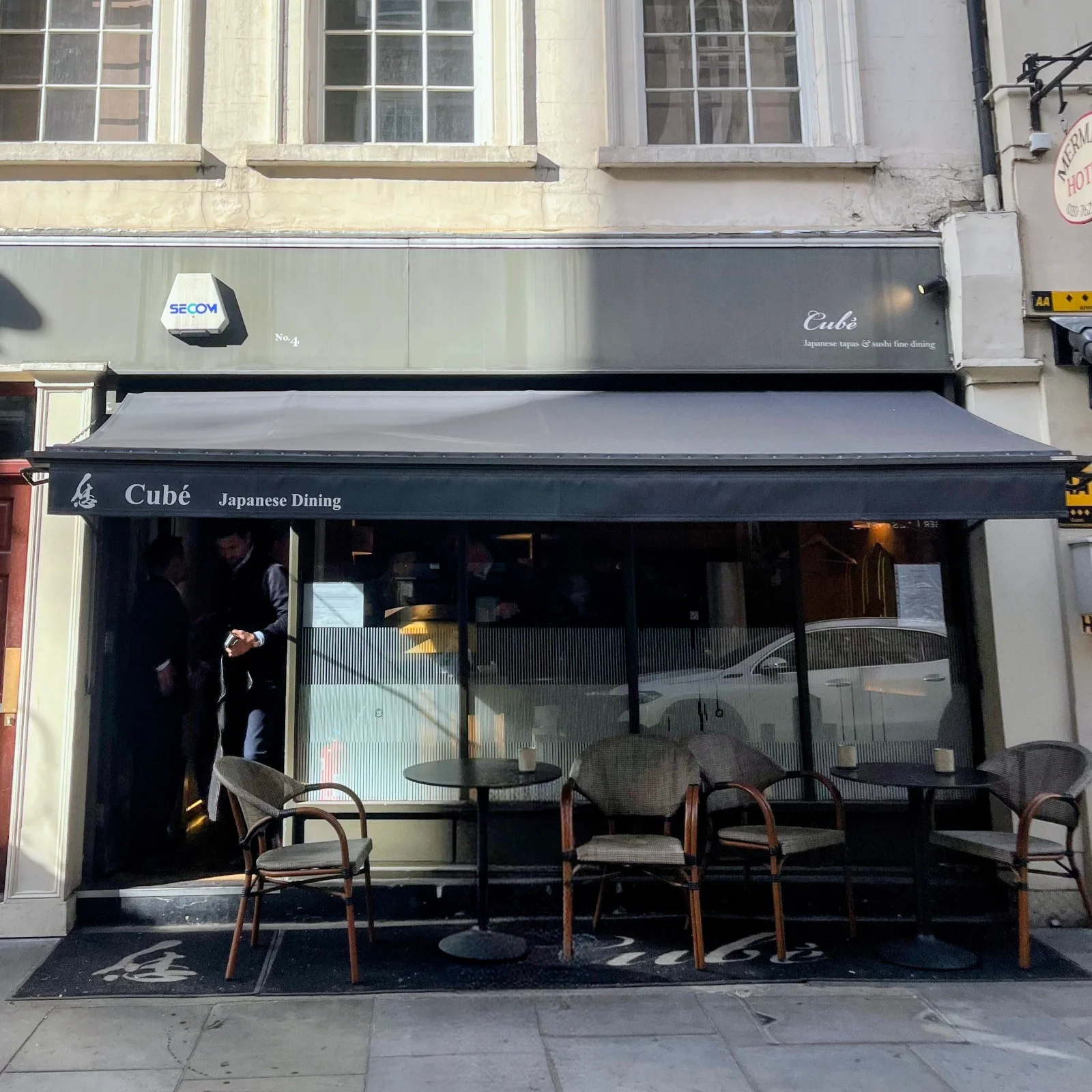 Cubé Mayfair